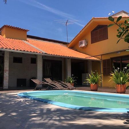 Linda Casa Com Piscina Em Bombinhas, Espaco Inteiro Екстериор снимка