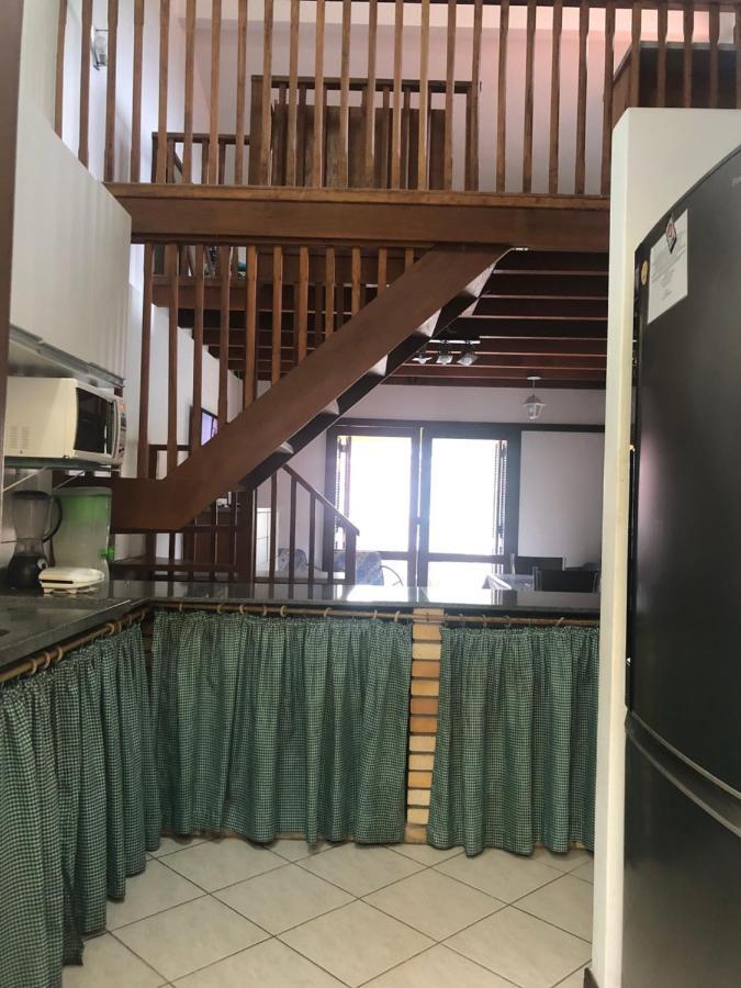 Linda Casa Com Piscina Em Bombinhas, Espaco Inteiro Екстериор снимка