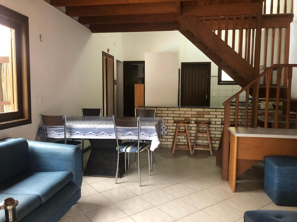 Linda Casa Com Piscina Em Bombinhas, Espaco Inteiro Екстериор снимка